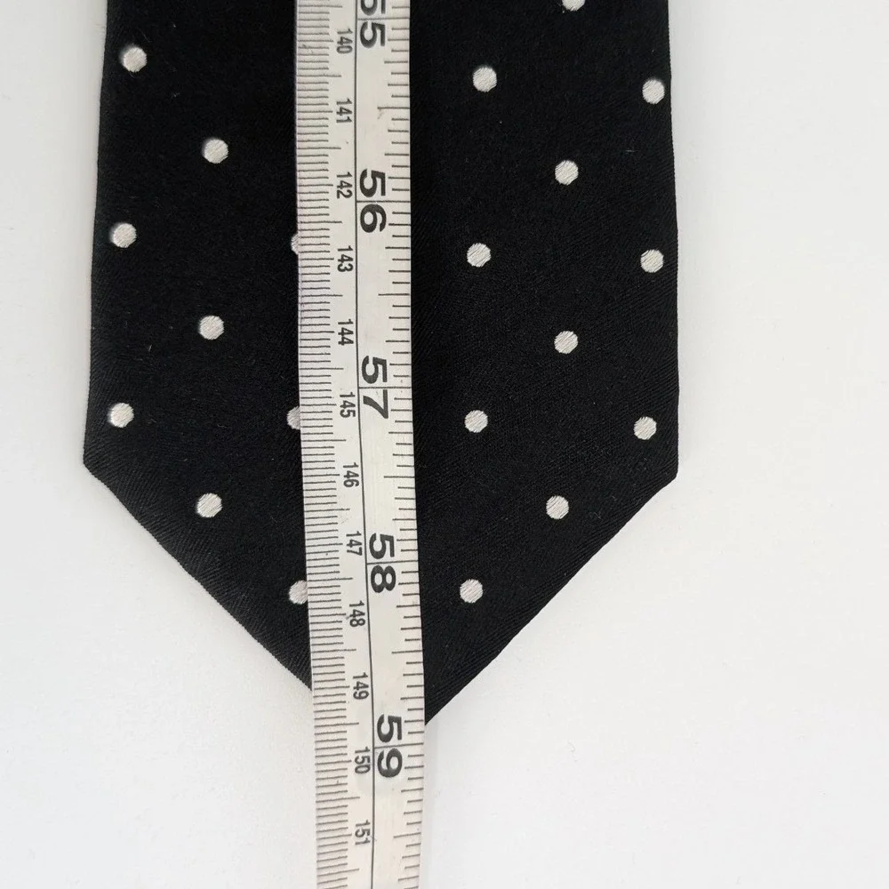 Charles Tyrwhitt Silk Woven Tie Black Herringbone Polka Dot Classic Timeless
